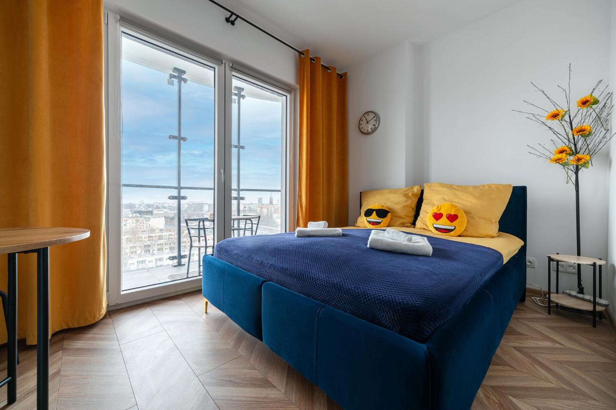 Apartment Wola Tower Warschau
