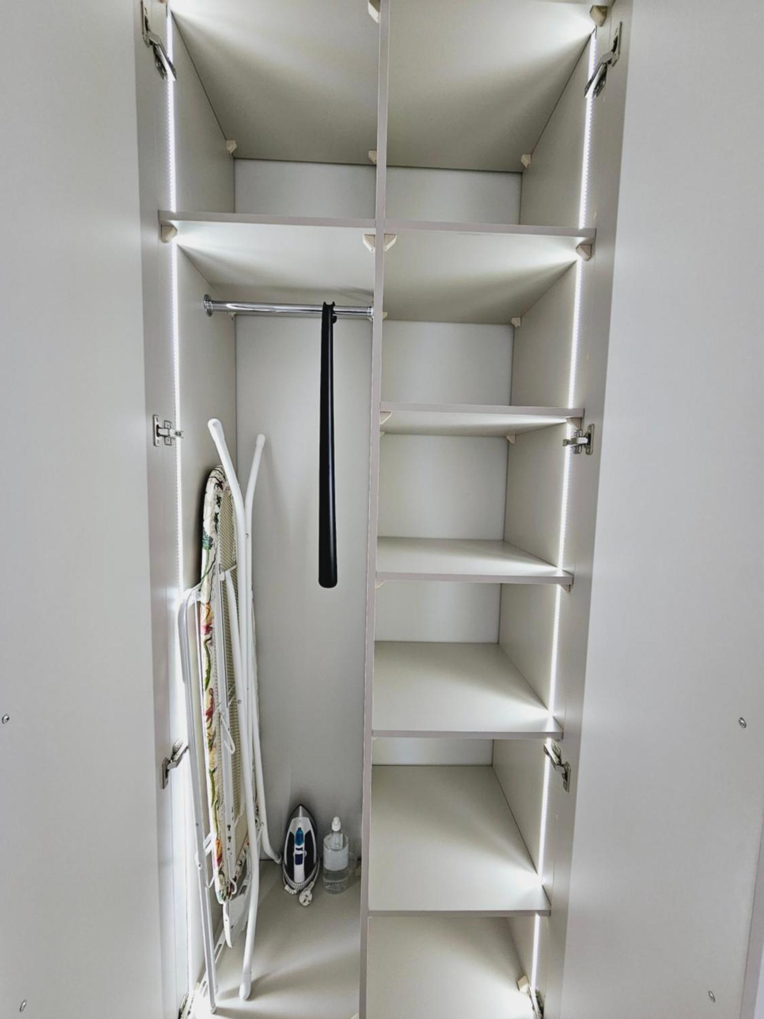 Apartment Wola Tower Warschau