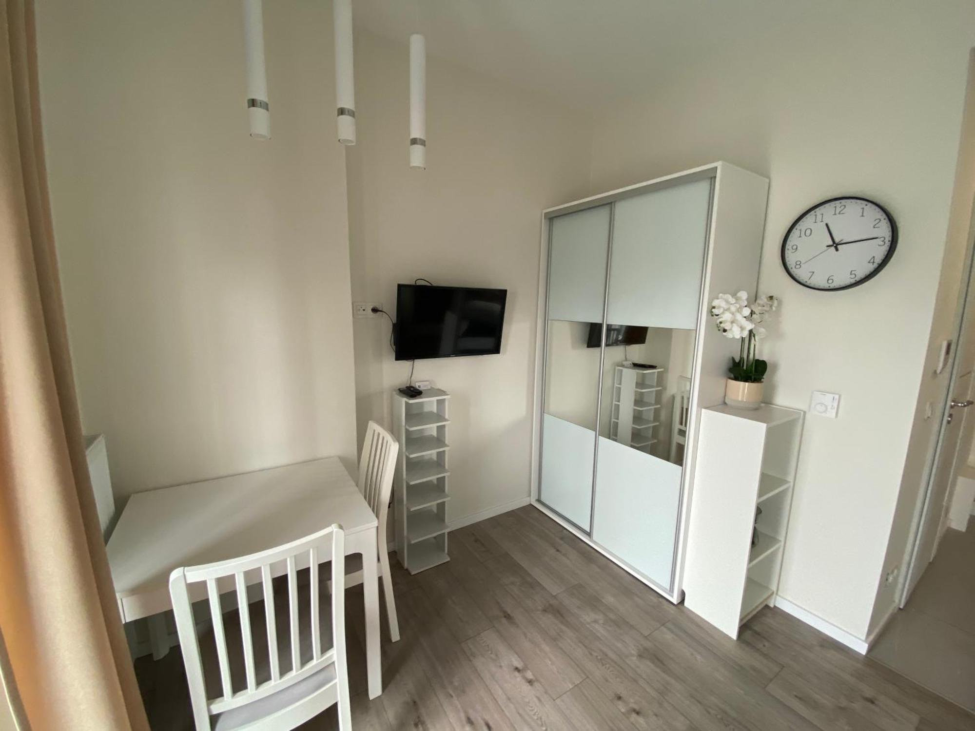 Apartment Wola Tower *