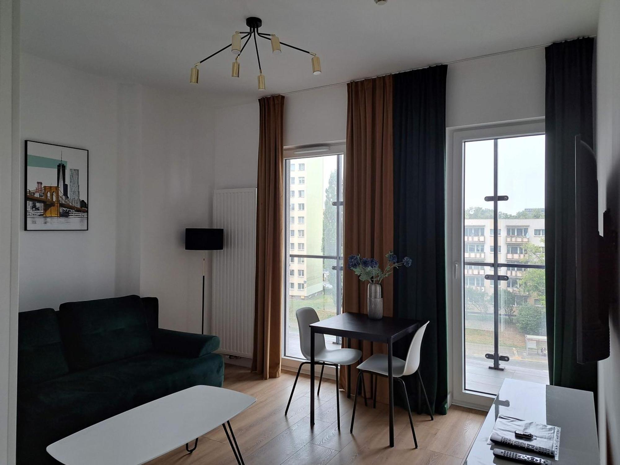 Apartment Wola Tower Warschau